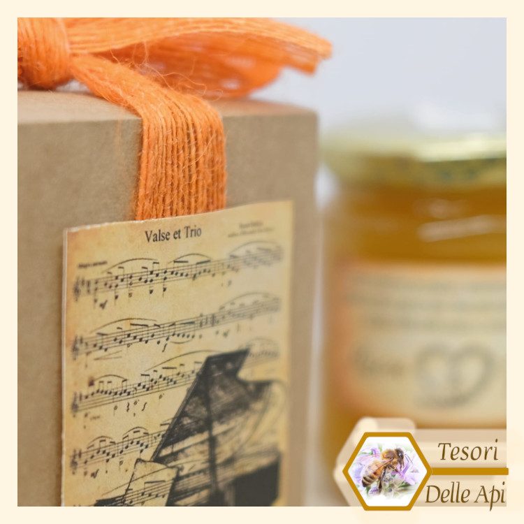Bomboniere Miele Matrimonio Musica Nastro Juta Vaso 250g Miele Millefiori etichetta personalizzata D Bomboniere Miele Matrimonio Musica Nastro Juta Vaso 250g Miele Millefiori etichetta personalizzata